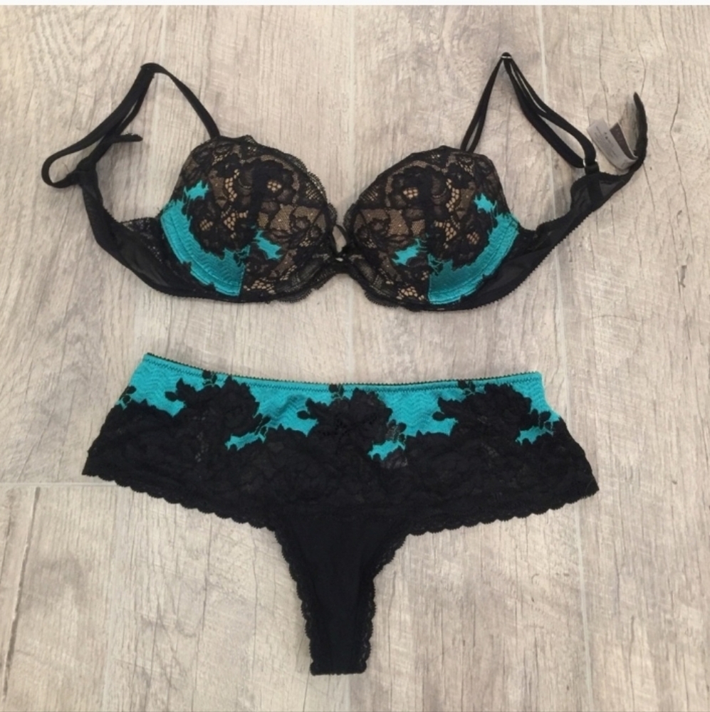 ISO.  Panty or Skirt